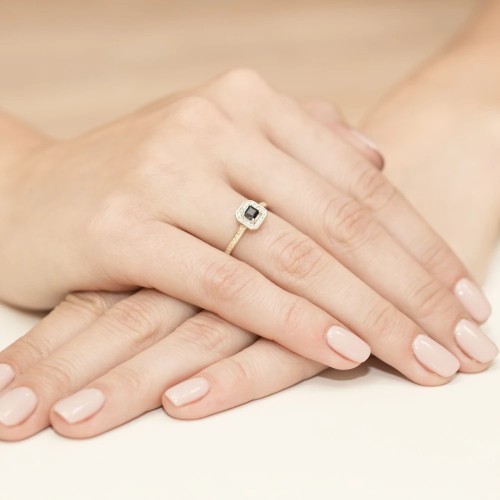 Złoty Pierścionek 585 z diamentem szafir 0,20ct