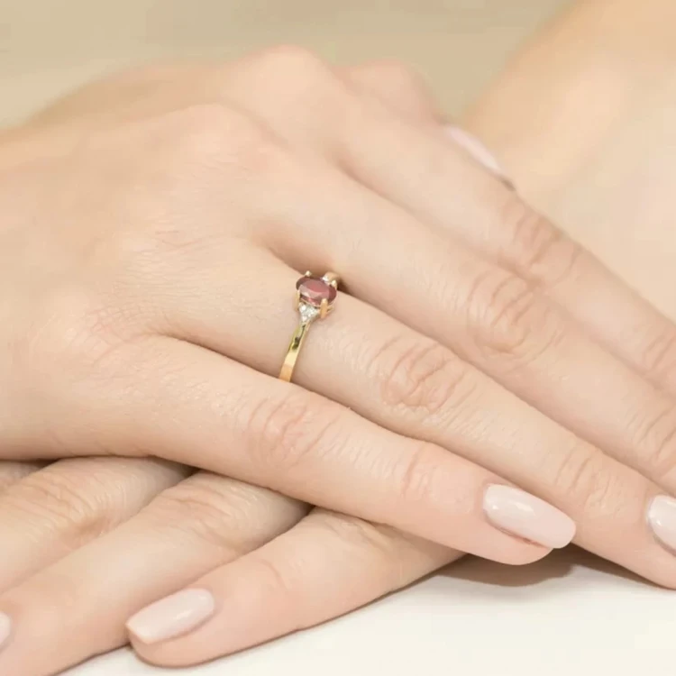 Złoty Pierścionek 585 z diamentem rubin 0,60ct