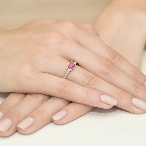 Złoty Pierścionek 585 z diamentem rubin 0,80ct