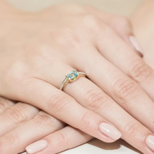 Złoty Pierścionek 585 z diamentem topaz 0,65ct